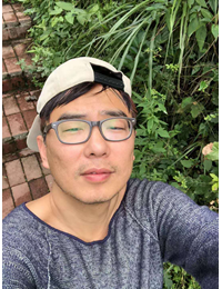 瑞典语教师：胡国华 